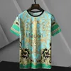 T-shirts pour hommes Marque de mode Lable Tshirt Hommes De Luxe Baroque T-shirts Goic 3D Golden Flower Royal Men Cloes 2021 Summer Casual Tops Tees J230625