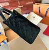 TOP ONTHEGO Wysokiej jakości modne torby klasyczne torby All-mecz oryginalna skórzana litera duża średnia mała Tote Vintage Messenger Women Tinka