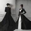 Robes de mariée sirène gothique noir et blanc avec manteau à manches longues chérie trompette chapelle train robes de mariée en satin et dentelle 249J