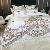 Beddengoed sets Royal Gold Embroidery 60S satijn katoenen beddengoed set luxe wit zacht glad quiltDekbedovertrek sprei hoeslaken kussenslopen 230625