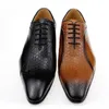 Zapatos formales de cuero genuino de alta calidad para hombre, calzado cómodo de noche para boda, zapatos con talla lateral, Brogue negro y marrón