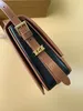 2023 New Women's Crossbody Bag High-End Quality Shoulder Bag gjord av utvalt italienskt läder för att förvandlas till en diagonal ryggsäck eller ta bort remmarna som en kopplingsväska