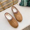 Stivali da donna Tasman Ciabatte fuzzy in pelliccia di castagna Stivaletti classici con ciabatta Slip-on in misto lana scamosciata Comfordgdgs