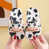 Slipper Zomer Kinderslippers Koe Patroon Antislip Ademend Leuke Cartoon Jongens Meisjes Comfortabele Zachte Thuis Schoenen Kinderen 230626