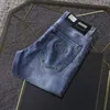 Jeans pour hommes Designer jeans mens mode classique brodé décontracté plus la taille pantalon en denim lavage élastique pieds maigres pantalons droits slim BSXZ