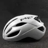 サイクリングヘルメットはRiva BICYCヘルメット超軽量ロードヘルメットレーシングアウトドアスポーツマウンテンヘルメット女性と男性に乗っている帽子hkd230626