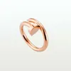 Love Rings Womens Band Ring Jewelry Titanium Steel Single Nail European och American Fashion Casual Par Classic Gold Silver Rose Valfritt storlek 5-11