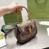 디자이너 가방 미니 대나무 손 가방 여성 Crossbody 가방 다이아몬드 클래식 편지 어깨 핸드백 금속 하드웨어 체인 대나무 버클 플랩 핸드폰 주머니