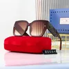 56% de réduction en gros des lunettes de soleil Nouvelles boîtes de mode polygonales Femmes de soleil avancées