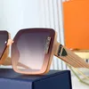 Wholesale of Fashionable trendsetter tawny F-letter large square women's Sunglasses sunglasses