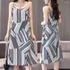 Abiti casual nei club Festival Stripes Girocollo senza maniche Orlo allentato Abito Donna Simple 2023 Vestidos