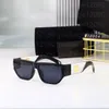 العلامة التجارية النظارات الشمسية الفاخرة Qualtiy أزياء Vintage النظارات الشمسية المتضخم مصمم في الهواء الطلق ستار ستايل نظارات مع هدية مربع 32054