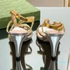 Дизайнерские женские сандалии с хрустальными переплетениями Зеленые плетеные хрустальные вечерние туфли на толстом каблуке Роскошные дизайнерские вечерние туфли с пряжкой 9 см Хрустальные сандалии
