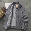 Kurtki męskie Mężczyznę Cord Owewear Long Rleeve Vintage Płaszcz Lapowe kieszenie Bomber Kurskie