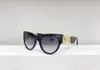 Gafas de sol para mujer para mujer, hombre, gafas de sol, estilo de moda para hombre, protege los ojos, lentes UV400 con caja aleatoria y estuche 4440