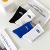 Herrenhosen, 5 Paar atmungsaktive Sportsocken für Herren, neue Designer-Socken, lange Röhre, Baumwolle, Skating, Luxussocken für Männer und Frauen