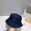 top bucket hat Pearl letter zonnehoed designer hoed luxe zonnescherm mannen en vrouwen Elegante charme modetrend Casual cadeau zomerhoed