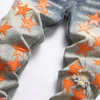 Herr jeans män orange stjärnor läder lappar stretch denim jeans streetwear hål rippade avsmalnande byxor vintage nödställda blå byxor 230626