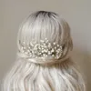 Suszone kwiaty 4-10pcs Baby's Breath Flower Hair Pin Gypsophila Akcesoria ślubne Białe kwiaty na włosy ślub