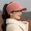 Cosy Fashion Winter Thermal Ladies Knit Cap Solid Color Ladies Hat Casual pour l'extérieur