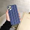 مصمم حالات الهاتف الخليوي من أجل Apple iPhone 14 13 12 11 Pro Max 15 8 Plus Samsung S24 S23 S22 S21 5G Note 20 Ultra Luxury Mobile Back Covers Shells Fundas Black