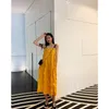 Vestidos casuais 2023 verão feminino vestido coreano solto amarelo sling campânula saia superdimensionada roupas góticas vintage sem mangas sólido