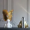 Oggetti decorativi Figurine Accessori per la casa 52 cm Maschera di piume d'oro Personaggio Scultura Figurine Soggiorno Ornamento Oggetti Resina Arte Artigianato Regalo 230627