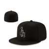 Chapéus ajustados pretos clássicos Hip Hop Chicago Sport Full Closed Design Caps Casquette Hats para homens Stitch Heart Love Hustle Flowers tamanho 7-8