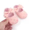 First Walkers PU Leather Bowknot Baby Girls Shoes Cute Mocassini Heart Soft Sole Flat Toddler Princess Footwear Presepe