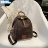 vendita all'ingrosso borsa a tracolla da donna 2 colori semplice zaino casual stampato spesso college vento borsa in pelle resistente all'usura borsa con doppia cerniera zaini moda 8021 #