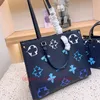 Bolsas femininas de grife de alta qualidade combinando cor azul com design em relevo Moda bolsa feminina bolsa grande capacidade bolsa feminina casual bolsas bolsas bolsas