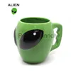 Mokken Cartoon Creatieve Groene Alien Keramische Kopjes Interessante Mode Koffiekopje Verjaardagscadeau Water Cup Groothandel Turkse Koffiekopjes J230627