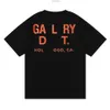 2023 Köp Mens T-shirts Gallery Depts For Sale Designer Men Pattern Galleryes Cotton Casual Tshirts Kort ärmar Tops Tees Sie EU S-XL GD ZQR6