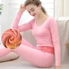 Kvinnors tvådelade byxor Kvinnor Thermal Underwear Woman Winter Set Long Johns Women Top Set Duits Warming X361