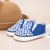 Babyschoenen plaid Baby Meisjes Jongens Canvas wandelaars mocassins Zachte bodem Bebe Anti slip schoenen 230626