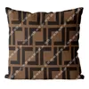 Travesseiro designer de travesseiro Decorativo travesseiro retângulo de cuspsina Braquinha de luxo de luxo Pillow Fashion Letter Cushion para se apoiar na pílula de algodão