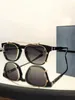 Fashion Designer Sunglasses Men Classic Luxuy High-End Metal Square Frame Popular Retro Avant-garde Outdoor Uv 400 Protection