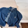 家族をマッチする衣装の男の子と女の子のシャツジャケット2023春秋の子供の綿刺繍デニムベビーソリッドコート230626