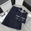 Дизайнерское летнее платье из двух частей, новый темно-синий стиль, вышитый джинсовый жилет со сложенной половинной юбкой, повседневный комплект 6X8J