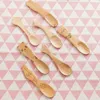 Set di posate Cute Cartoon Bambini Cucchiaio di legno Caffè Tè Zuppa Cucchiai per mescolare Dessert Miele Posate Baby Bambini Utensili da cucina Stoviglie