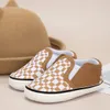 Babyschoenen plaid Baby Meisjes Jongens Canvas wandelaars mocassins Zachte bodem Bebe Anti slip schoenen 230626