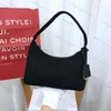 Haute qualité Luxurys Designer Hobo Sacs sous les aisselles Homme Femmes Nylon Sacs à main en cuir Sacs à main Hip-Hop Sacs à bandoulière Aisselle Cross Body Sac Sac à main Totes Embrayage Pochette Sac