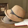 Femmes Hepburn Vintage tissé pour chapeau de soleil élégant contraste couleur nœud papillon court retrousser bord pliable vacances d'été livraison directe