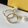 Femmes Hoop Pearl Boucle D'oreille Designer Oreille Stud Or Pendentifs Boucles D'oreilles Lettre En Laiton Matériel Boucles D'oreilles Femmes Grand Cercle Oreille Stud Cristal Pour Amoureux