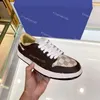 Vintage Men Designer Skate Trainer Leather Casual Shoe Classic Calfskin Sneakers Combination Fashion Sneaker Print Shoes with Box 72809 s