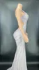 ステージウェア女性セクシーなキラキラシルバーラインストーンディープVネックバックレスロングドレスウェディングイブニングドレスの誕生日を祝う