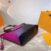レインボーカラートートバッグ水彩革革女性デザイナーポーチウォレット財布のハンドバッグ付きクロスボディ