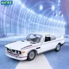 Druckgussmodell 1 18 3.0 CSL High Simulation Car Metalllegierung Kinderspielzeug-Sammlung Geschenke P65 230626