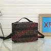 2023 Kare Kutu Çanta Tasarımcısı çantalar Makyaj çantası Zincir çanta Omuz Messenger Çanta Kare Kafes Perçin Kutu çanta Moda Klasik Kadın Hakiki Deri
