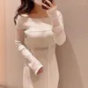 Casual Kleider 2023 Sommer Einfarbig Perspektive Langarm Kleid Gestrickte Robe Femme Japan Schlank Sexy Vestido De Mujer Y2K in Slash Neck